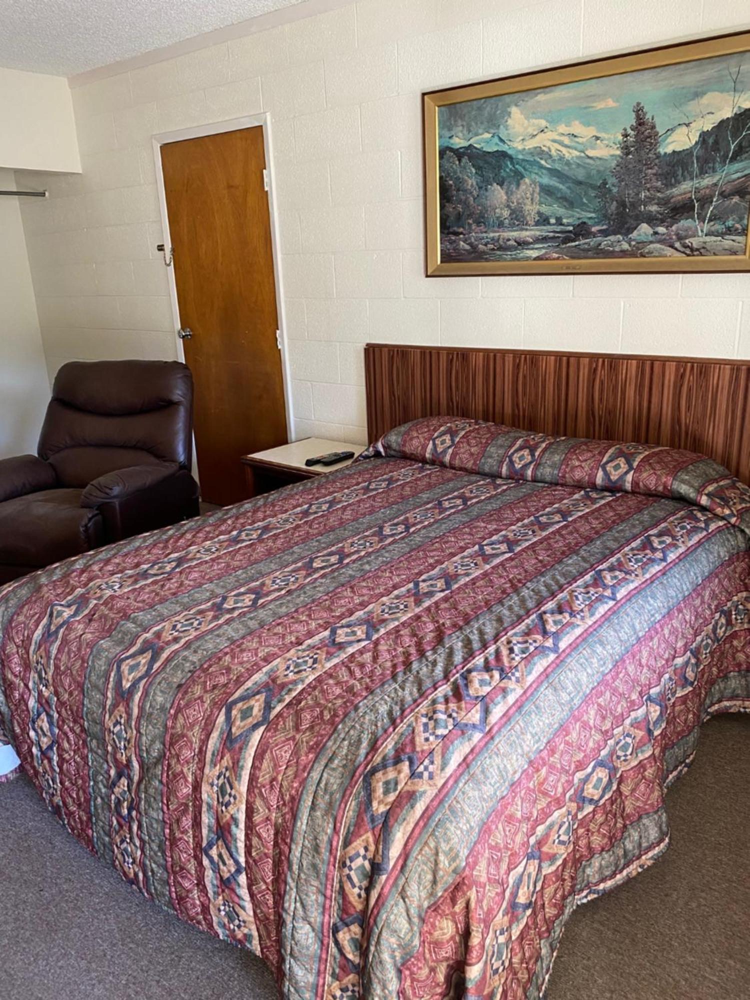 Forest Lodge Motel Happy Camp Esterno foto